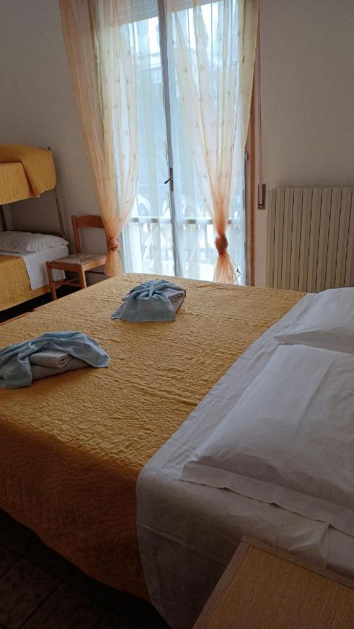 Hotel Villa Del Prato Cucina Romagnola E Possibilita Pacchetto Spiaggia Bellariva Di Rimini Екстериор снимка